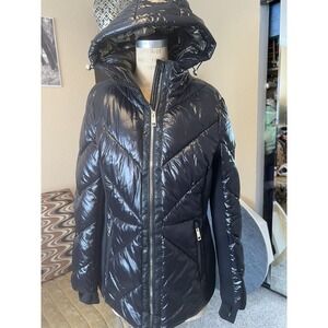 NWOT. MICHAEL KORS WOMEN'S QUILTED/PUFFER HIGH SHINE BLACK JACKET Hooded Sz M